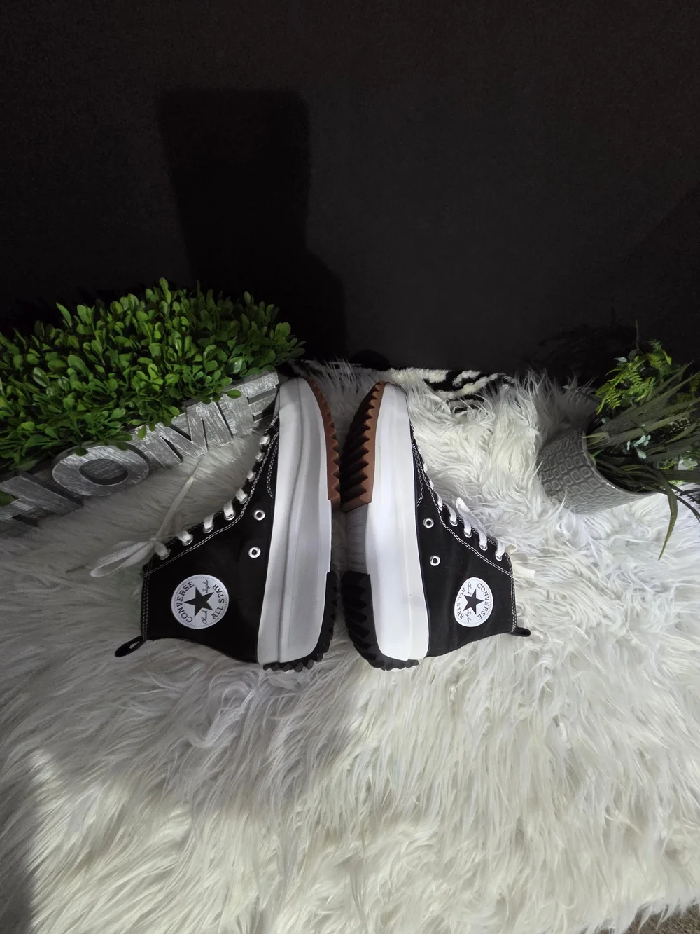 Converse Run Star Black/white High-Top Platform Sneakers. Size 9.5 Women 7.5 Men